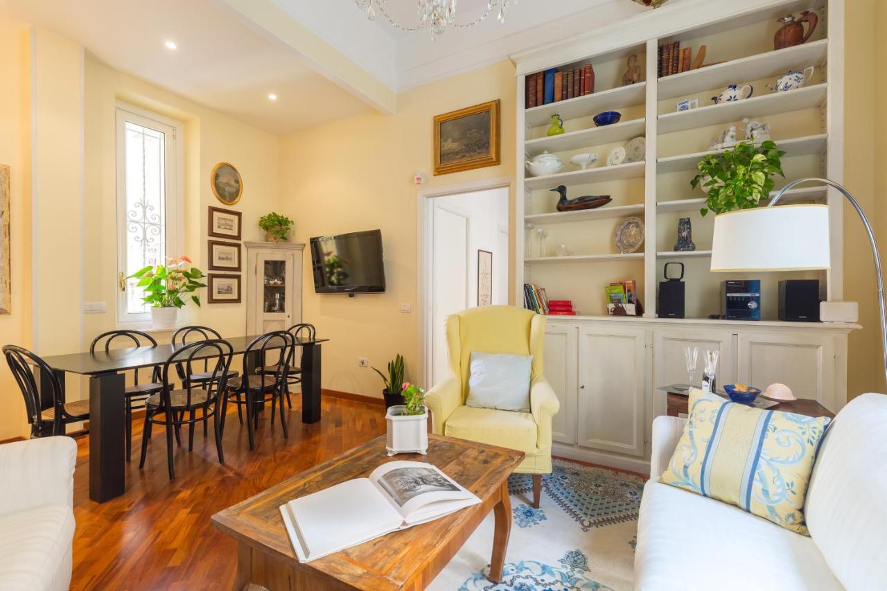 Casa Fiorita Apartment เนเปิลส์ ภายนอก รูปภาพ